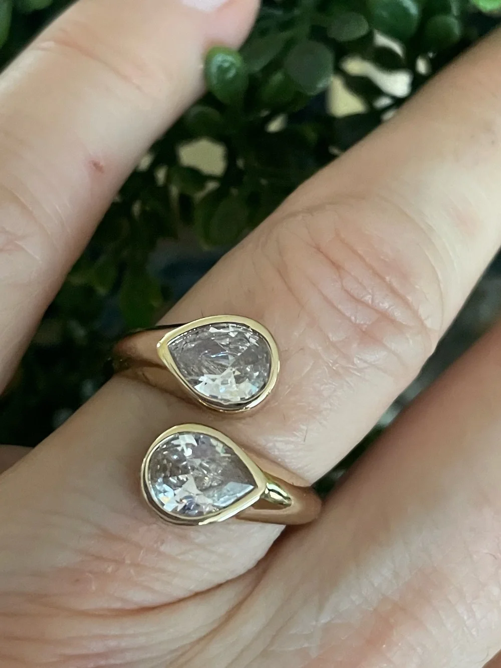 House of Harlow 1960 gold tone